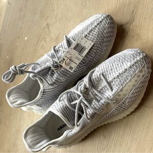 Yeezy 350 Boost V2 Men’s Size 12.5